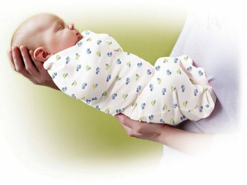 Как правильно пеленать новорожденного?