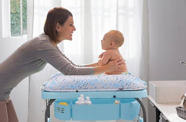 Комоды с пеленальным столиком: размер пеленального стола для новорожденных с детской кроватью