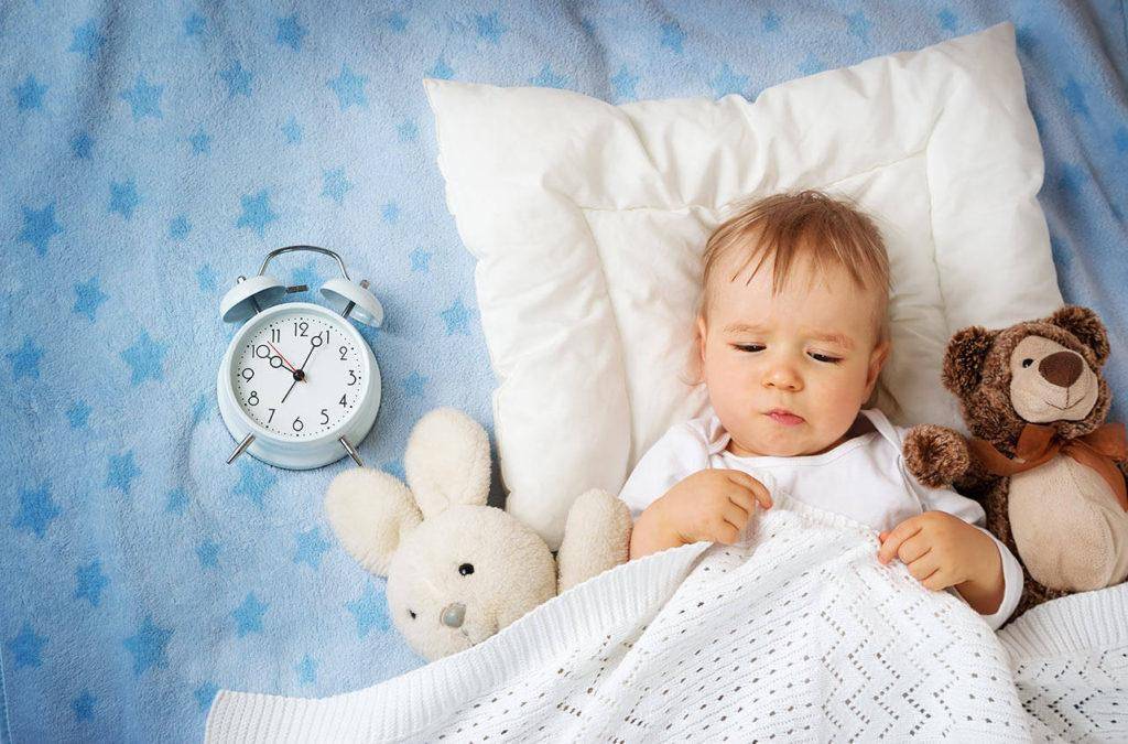 Отчего новорожденный может плакать во сне?