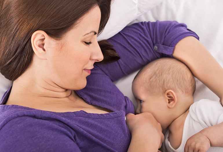 Причины плача и выгибания спины ребенка: почему грудничок кричит и выгибает спину