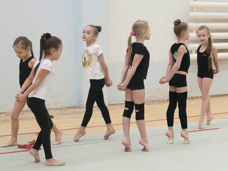 Стоит ли отдавать ребенка на спортивную гимнастику и что важно знать о подобных занятиях?