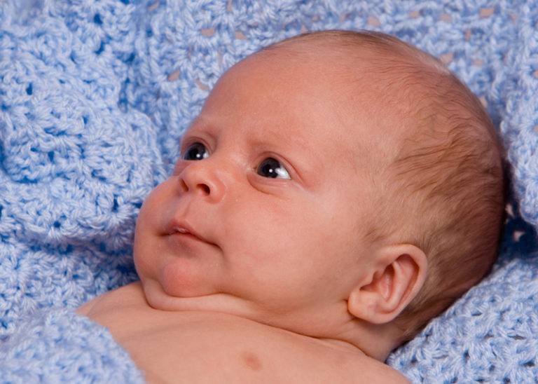 Узи головы новорожденного: особенности проведения процедуры, нормы и патологии