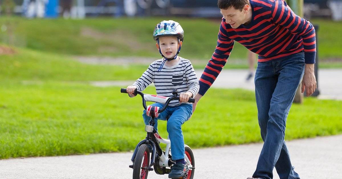Езда на велосипеде, техника безопасности, как научить ребенка кататься