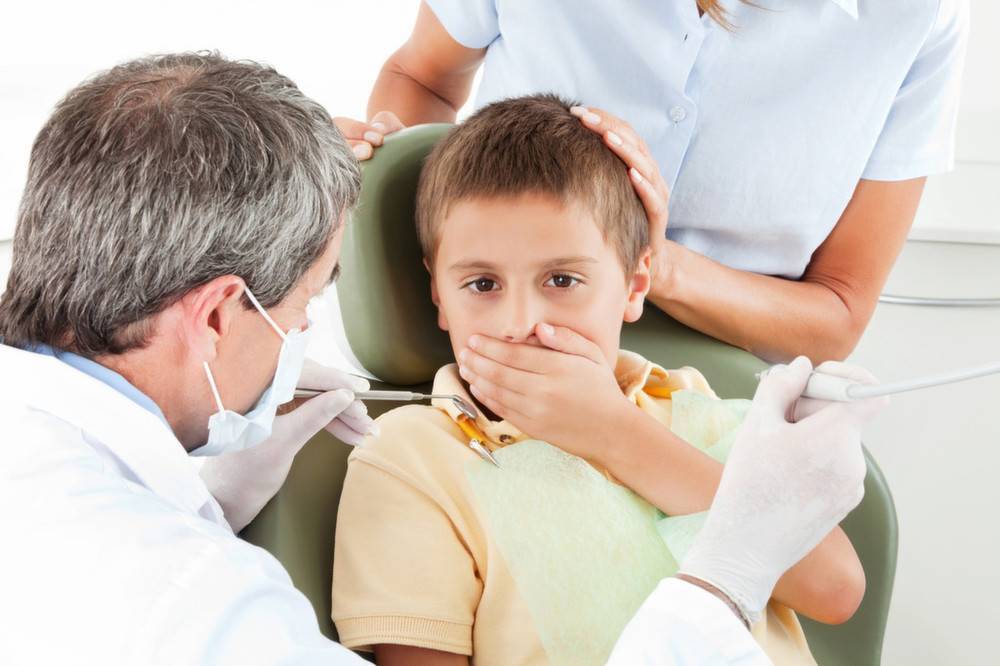 Что делать, если ребенок боится стоматолога?