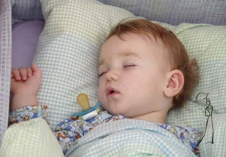 Ребенок часто просыпается и плохо спит ночью – рекомендации от доктора комаровского