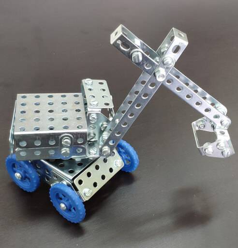 «железяка 1» — робот из «обычного» металлического конструктора / хабр