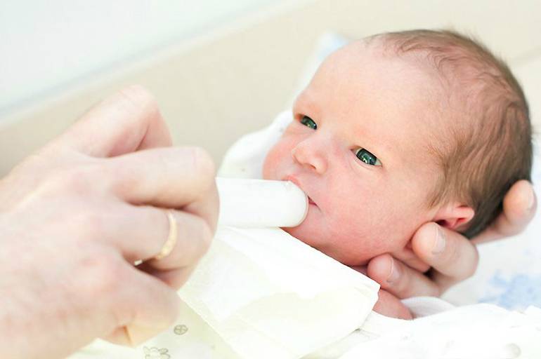 Развитие новорожденного ребенка (с рождения до 2 месяцев)