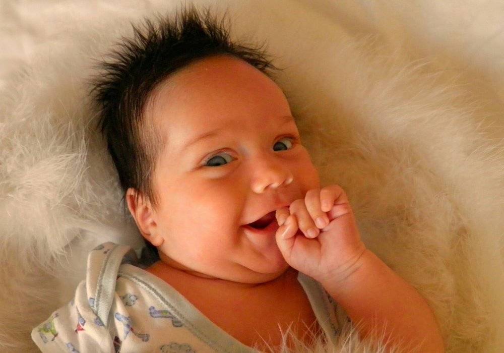 Когда ваш малыш начал осознанно вам улыбаться? - болталка для мамочек малышей до двух лет - страна мам
