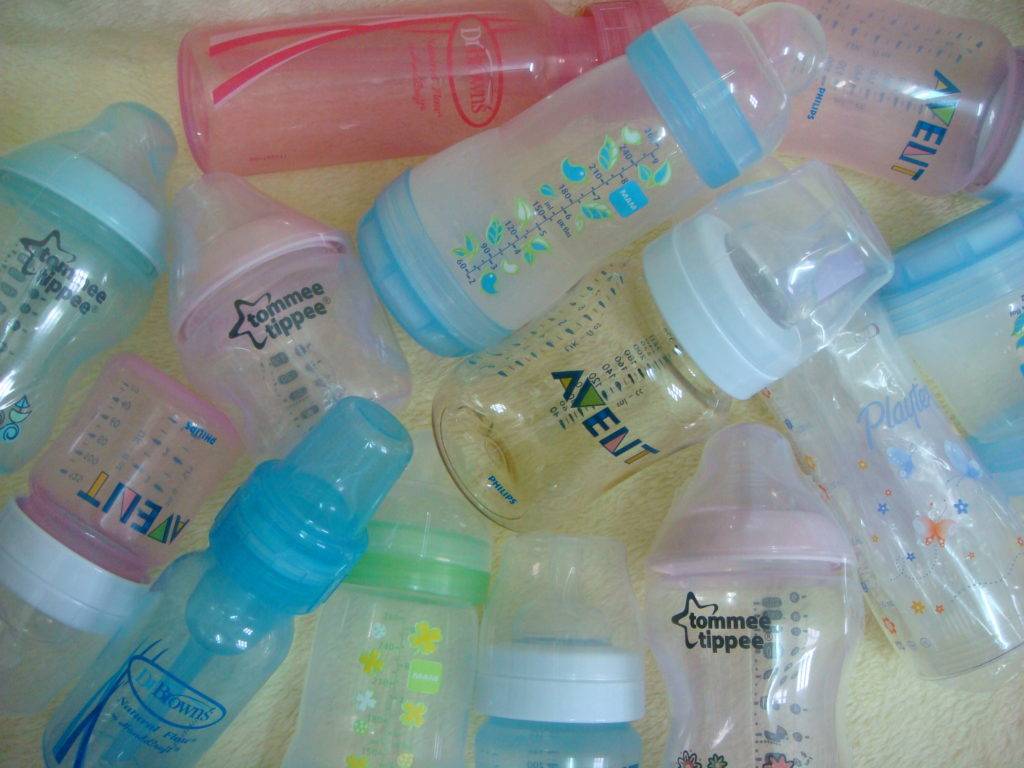 Как стерилизовать бутылочки для кормления: способы, правила и частота стерилизации бутылочек перед кормлением новорождённых