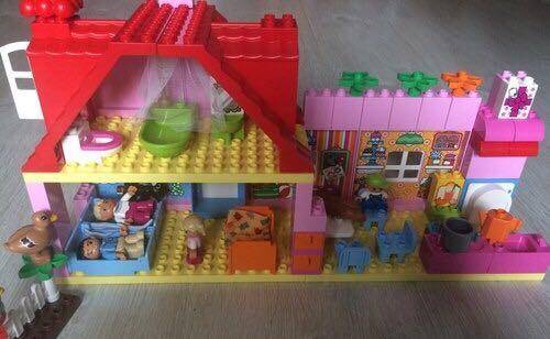 Lego duplo – кукольный домик