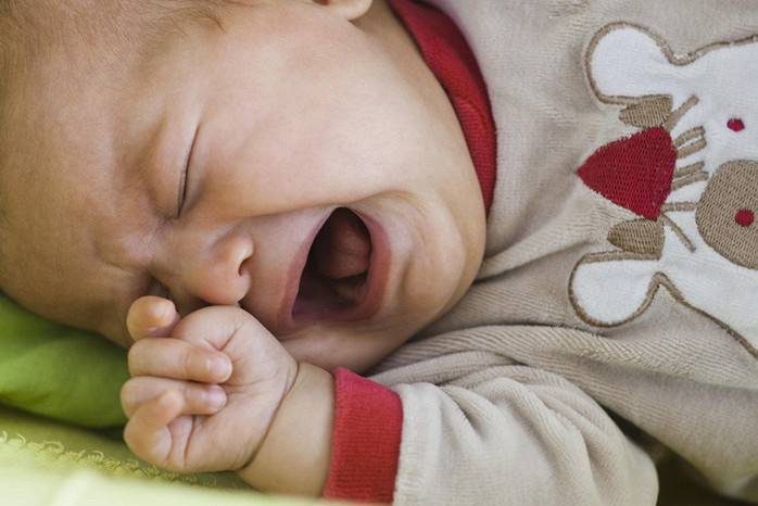 Проблемный сон в ночное время у малышей восьми месяцев