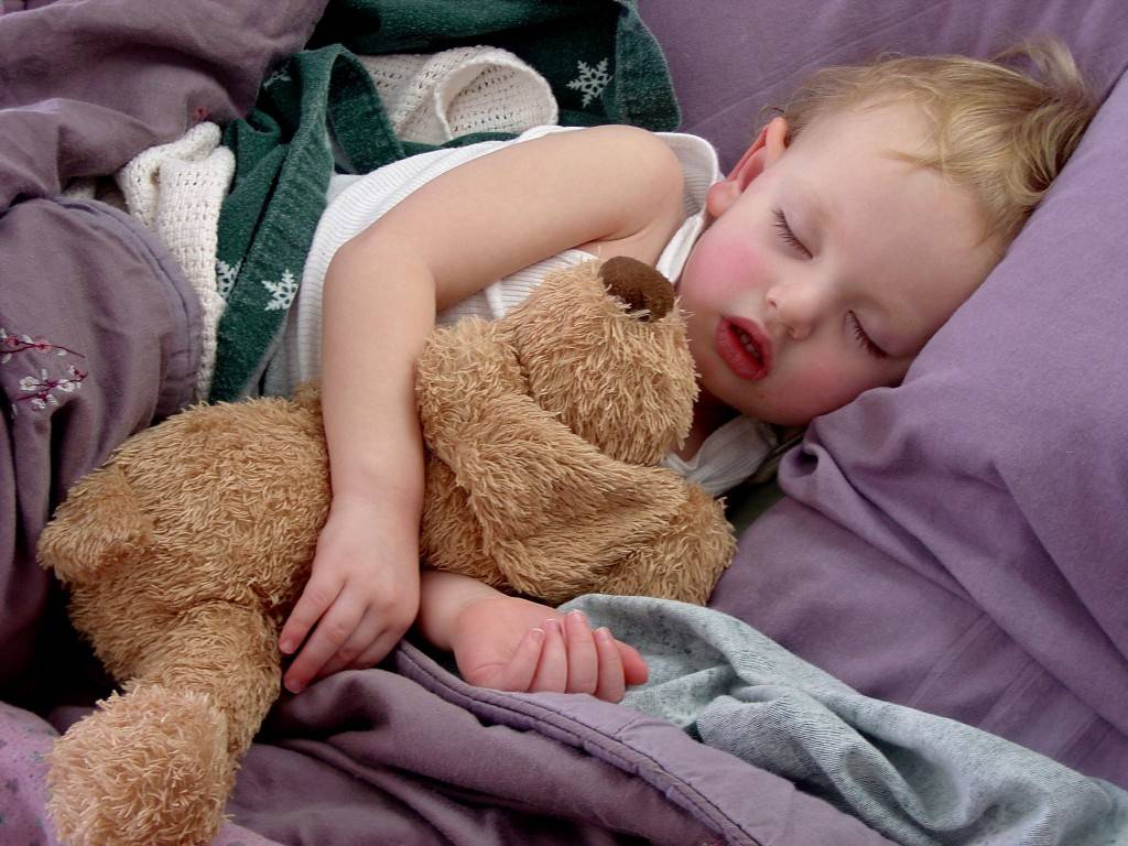 Храп у детей. почему ребенок храпит во сне