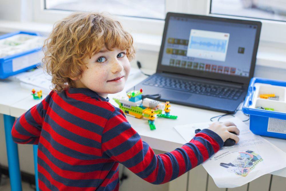 17 лучших онлайн-курсов программирования для детей, платных и бесплатных