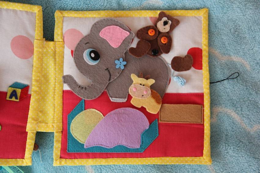 Развивающие мягкие книжки из фетра – как выбрать ткани и сшить своими руками по выкройкам игрушку для детей (100 фото)