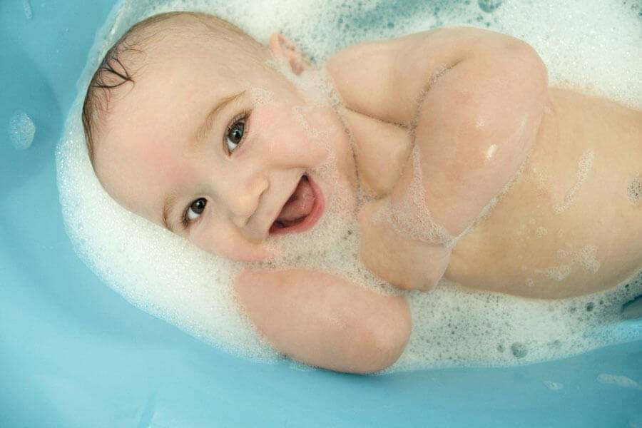 Как делать воздушные ванны ребенку правильно