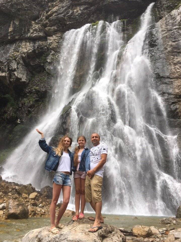 Куда лучше отдыхать в абхазии. Ольговские водопады Абхазия. Абхазия туристы. Фототур Абхазия.