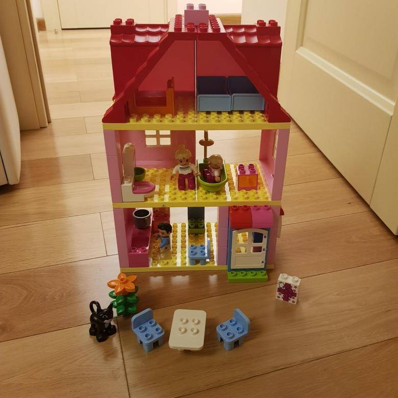 Lego Duplo – Кукольный домик