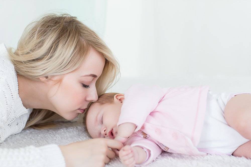 Как уложить ребенка спать без укачивания: полезные советы
