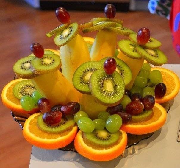 Нарезка фруктов на праздничный стол в домашних условиях
