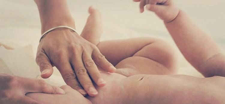 Интимная гигиена новорожденного мальчика: как ухаживать в первые дни