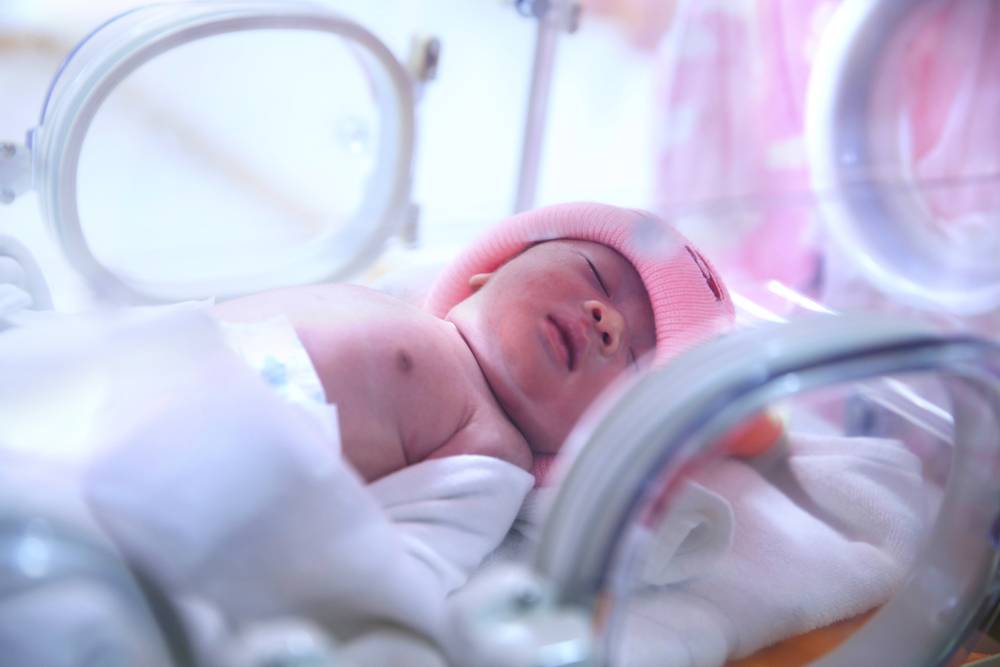 Пневмония у недоношенных новорожденных: причины, признаки и прогнозы для жизни ребенка