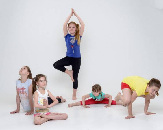 Йога для детей: занятия для начинающих дошкольного возраста на дому