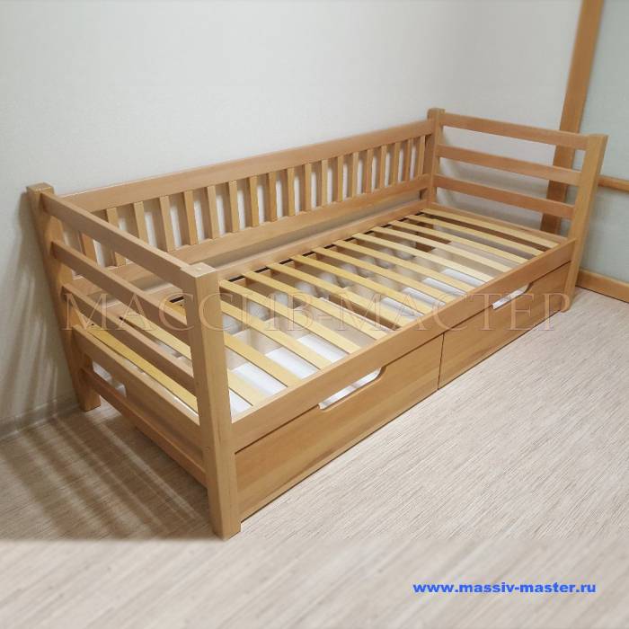 Детская кровать из массива (33 фото): деревянная из сосны от 3 лет