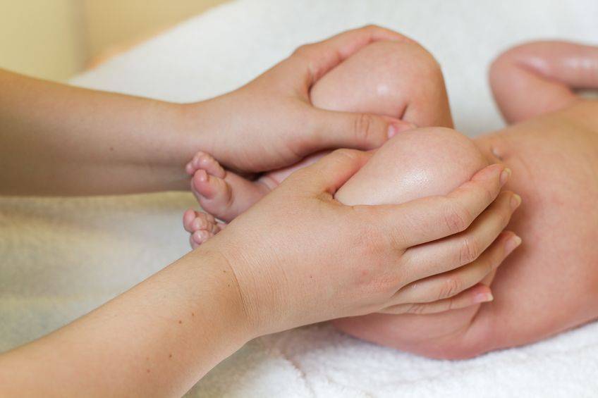 Холодные руки у ребенка — о чем говорят и нужно ли лечить?