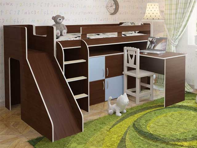 Детская кровать с горкой: двухъярусная модель кровати-чердака и двухэтажной с лестницей