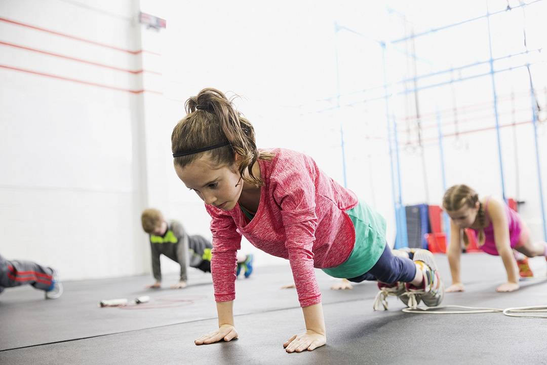 Художественная гимнастика для детей: с какого возраста и какая польза