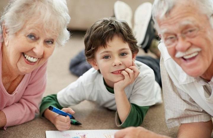 Бабушки и внуки. как правильно строить отношения? – inormal