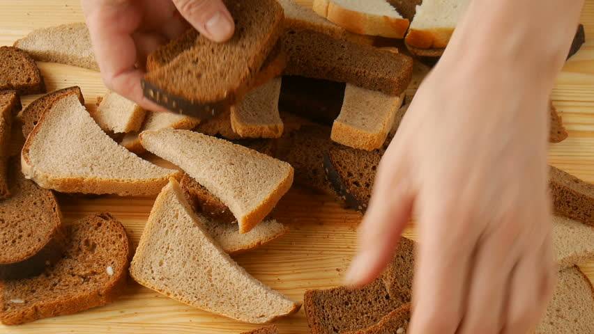 Хлеб при грудном вскармливании: какой можно кормящей маме