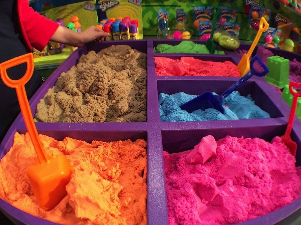 Космический песок: пластичный песок для детей, как сделать своими руками