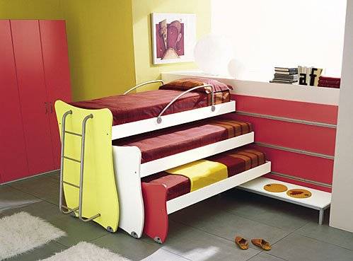 Особенности и правила выбора выдвижной кровати для двух детей