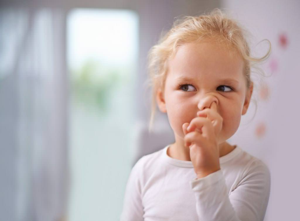Кровь из носа у ребенка и взрослого: причины носового кровотечения и что делать – напоправку