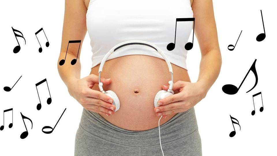 Музыка для беременных: обязательно ли слушать классику?