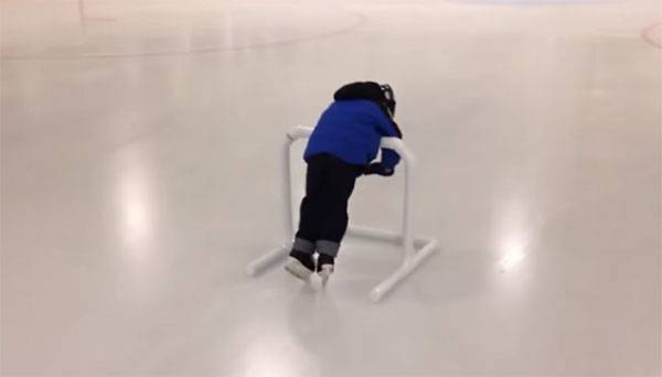 Начальное обучение технике катания на коньках