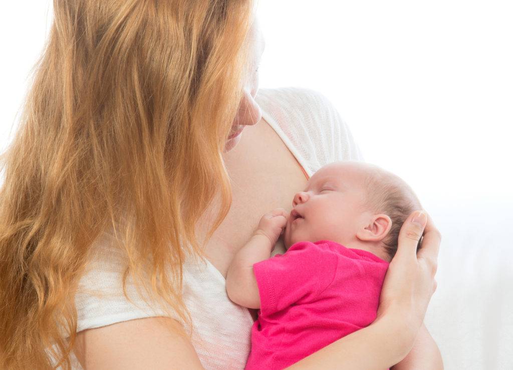 Можно ли красить волосы при гв: негативные последствия для мамы и малыша