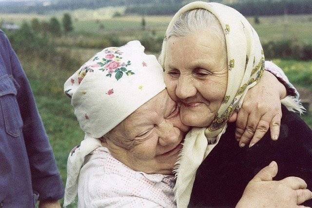 10 фраз, которые никогда не слетят с уст любящей бабушки. хорошие бабушки не позволяют себе…