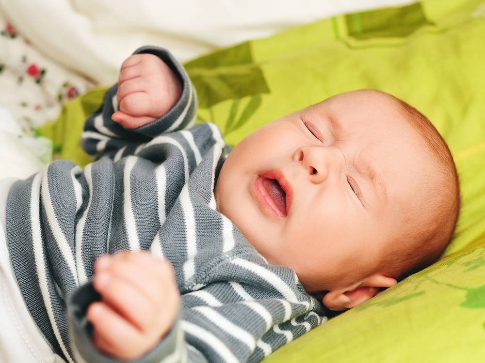 Сухой кашель у грудного ребенка: как и чем лечить