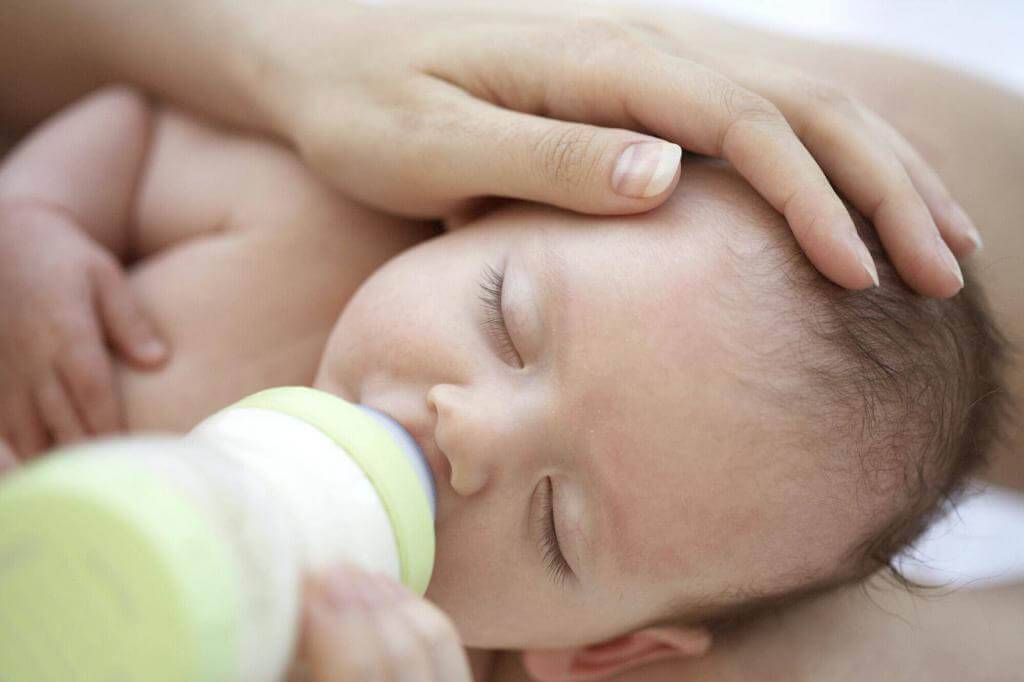 Как докармливать смесью при грудном вскармливании: правильное кормление ребенка