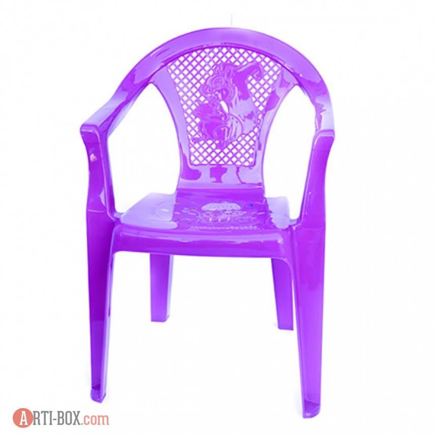 Детский пластиковый стул: виды и особенности