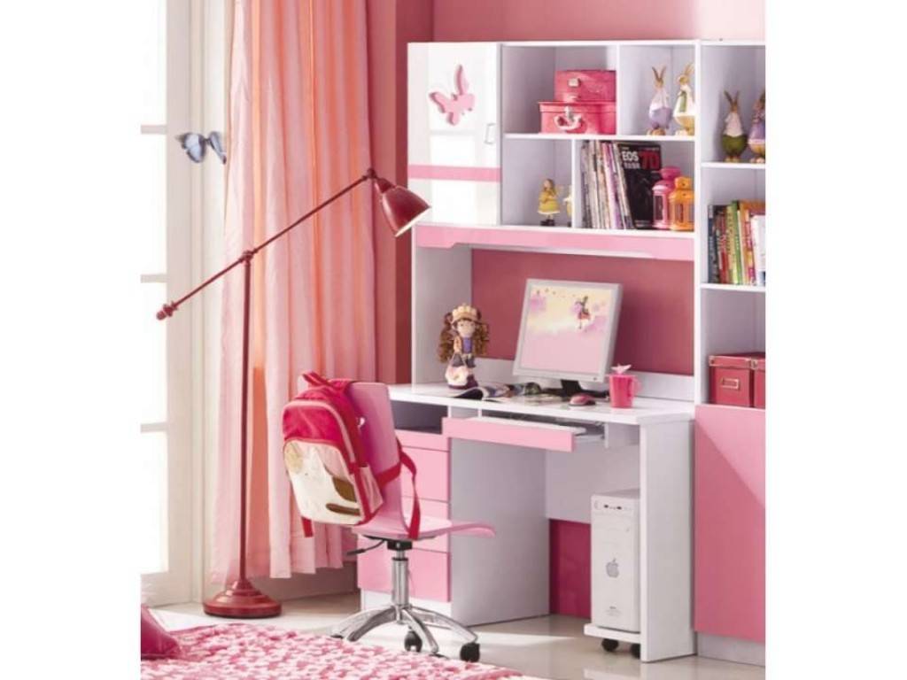 Письменный стол для девочки