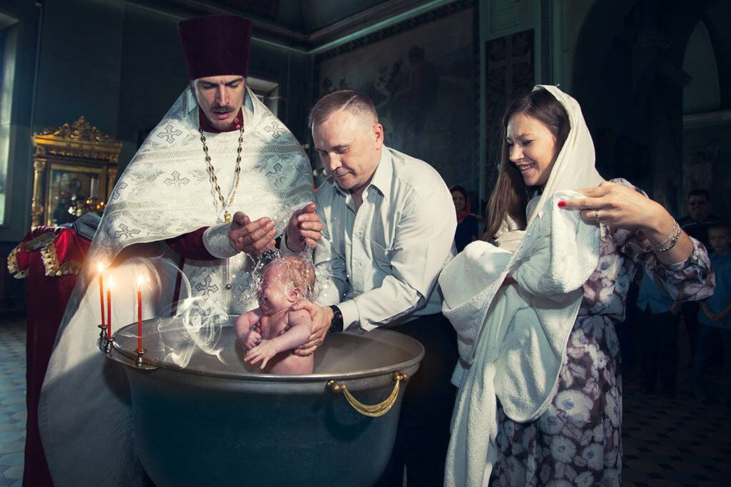 Что нужно знать о крещении ребенка