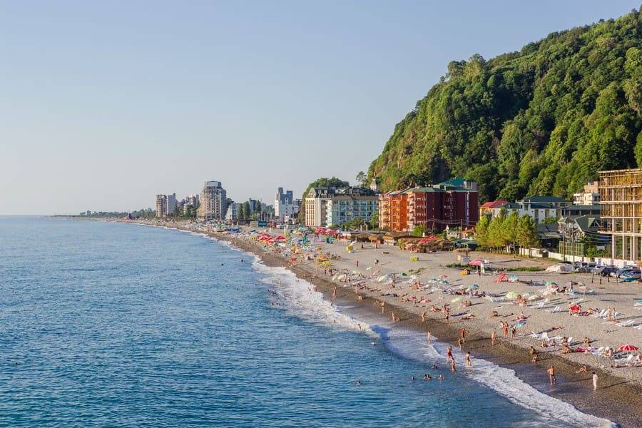 Где отдохнуть на море в грузии и сколько это стоит