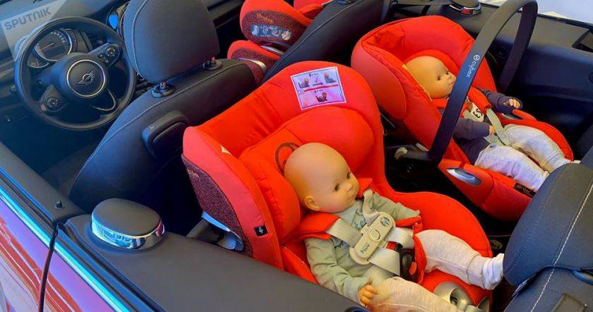 Перевозка младенца в автомобиле: как делать это правильно и безопасно?